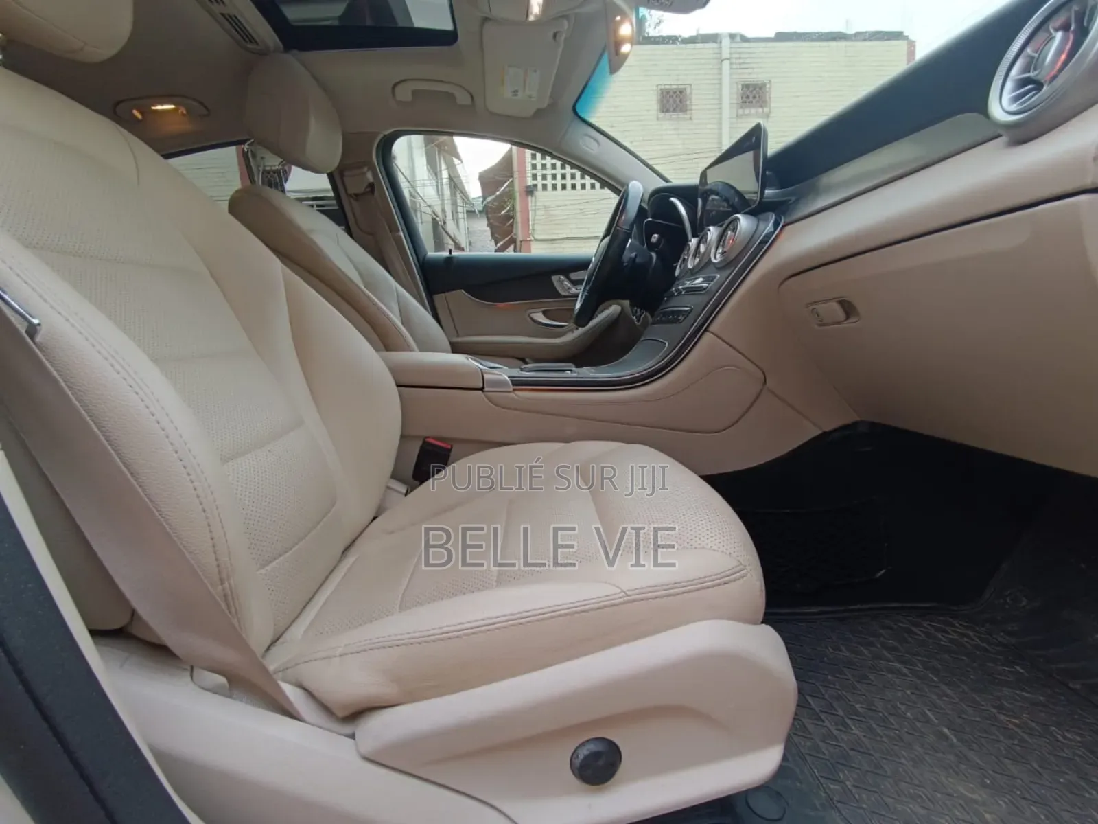 Mercedes-Benz GLC-Class 2020 Beige