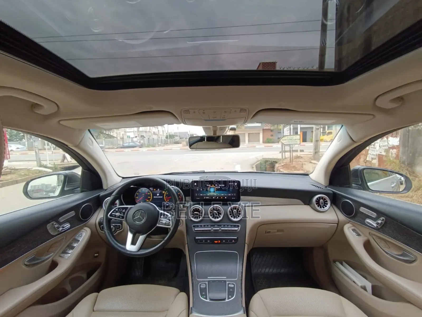 Mercedes-Benz GLC-Class 2020 Beige