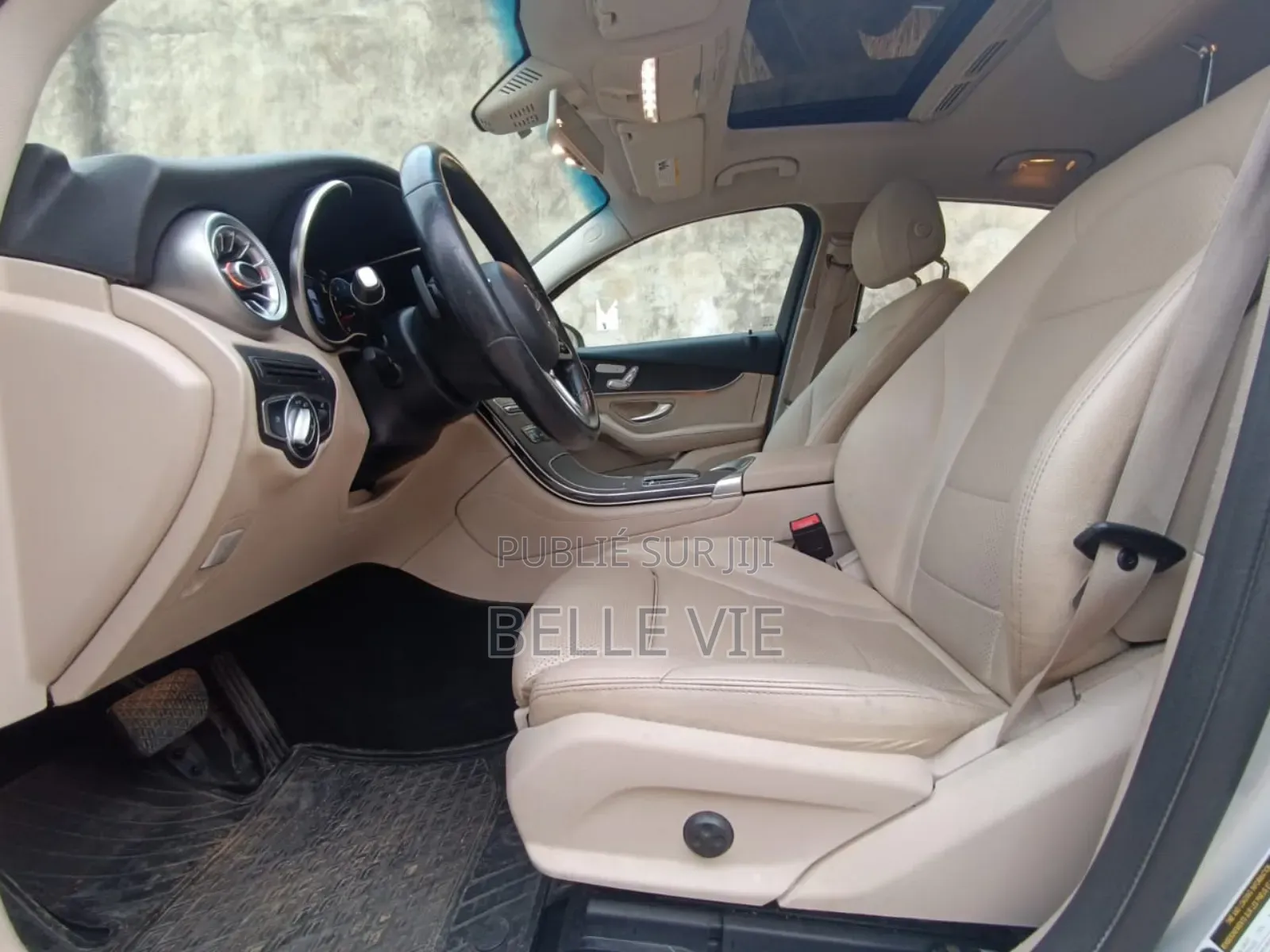 Mercedes-Benz GLC-Class 2020 Beige