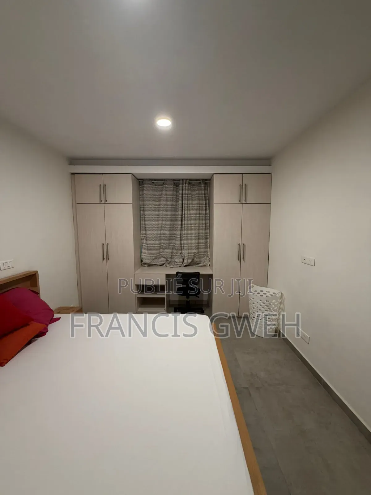 2chbre Appartement dans Francis Gweh, Cocody à Louer