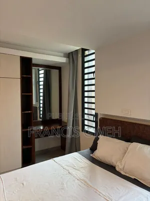 2chbre Appartement dans Francis Gweh, Cocody à Louer