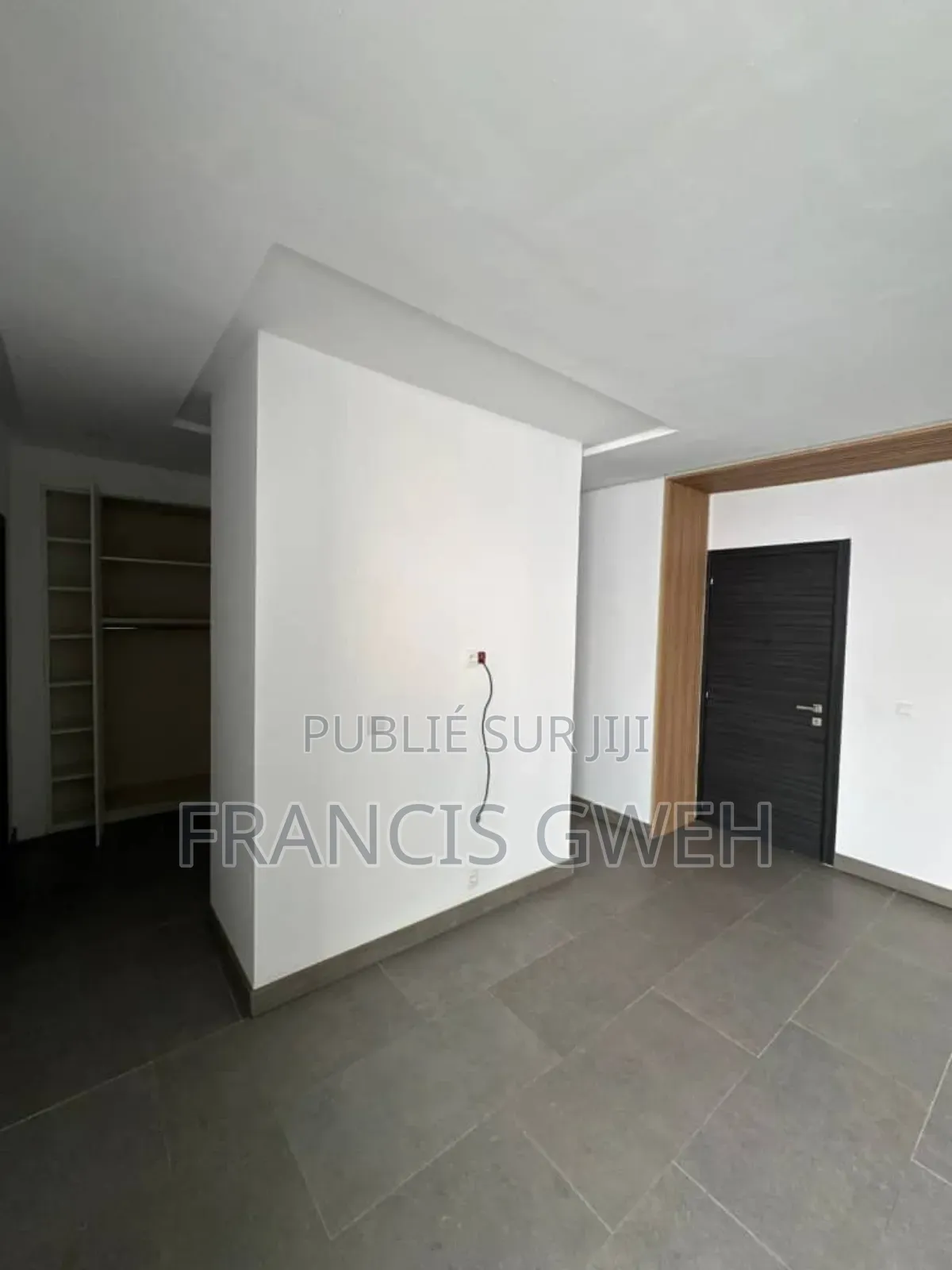 3chbre Duplex dans Francis Gweh, Cocody à Louer