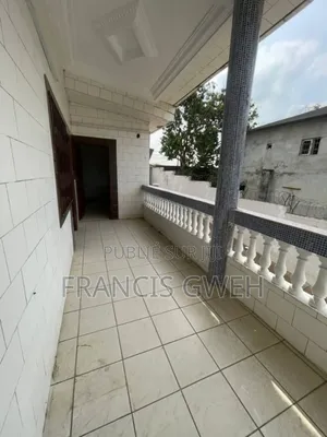 4chbre Duplex dans Francis Gweh, Cocody à Louer