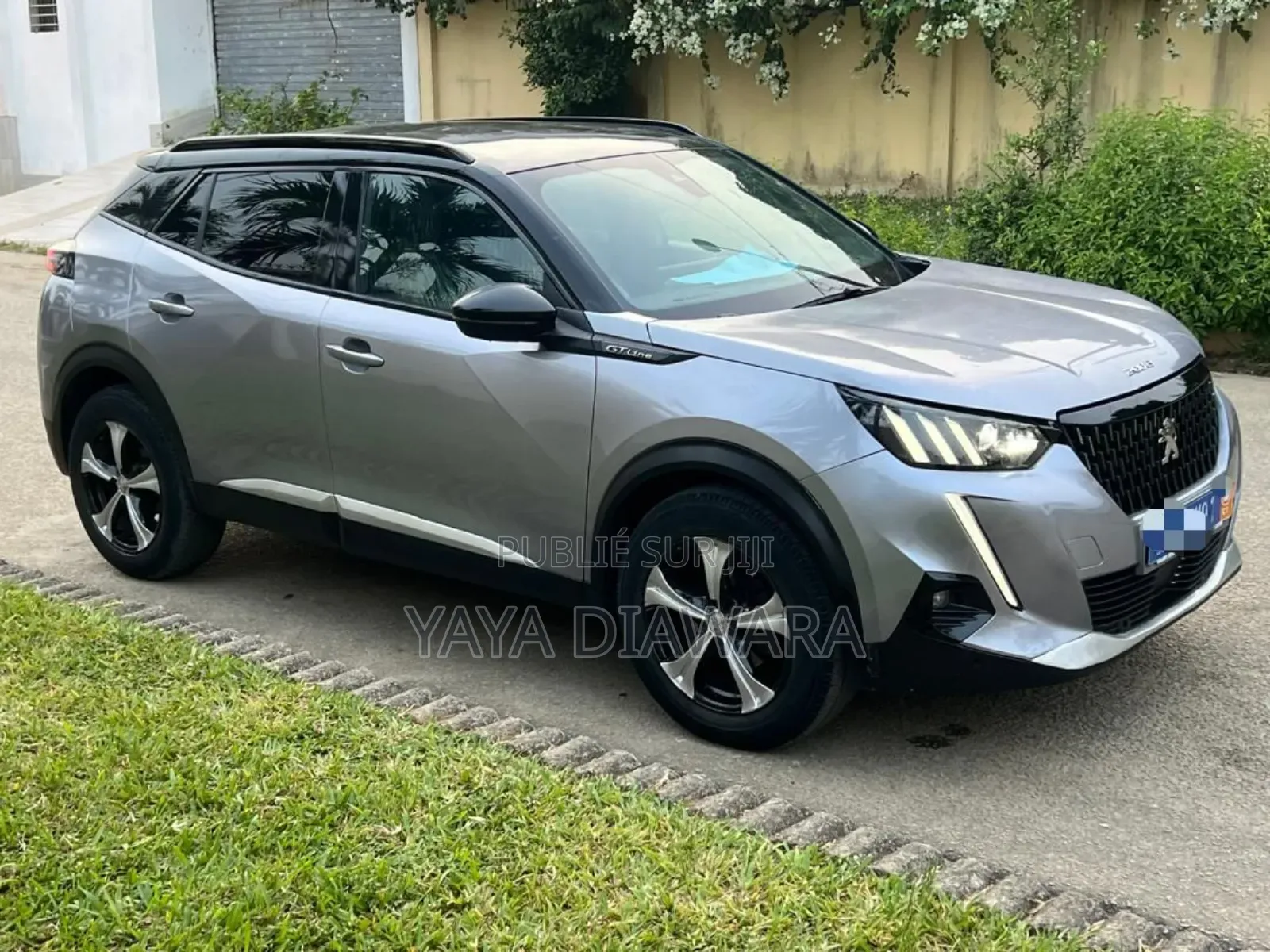 Peugeot 2008 2021 Gris