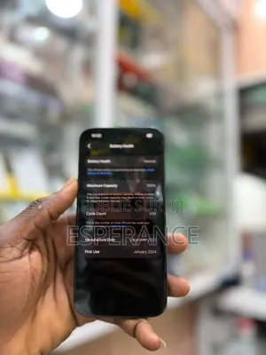 Apple iPhone 15 Pro 128 GB Noir