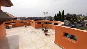6chbre Duplex dans Rivera Abatta, Cocody à Vendre