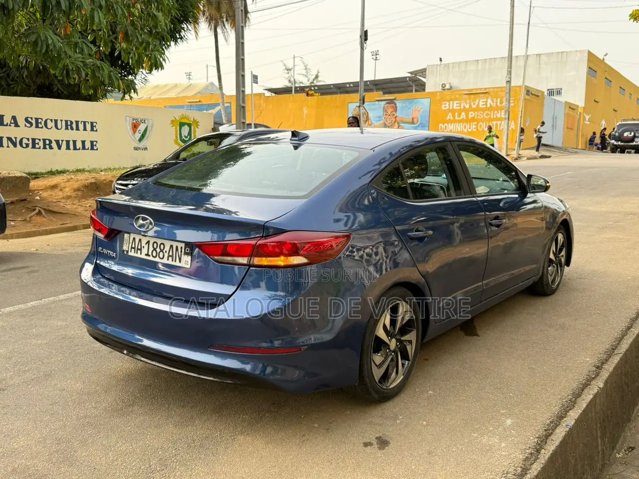 Hyundai Elantra 2018 Bleu