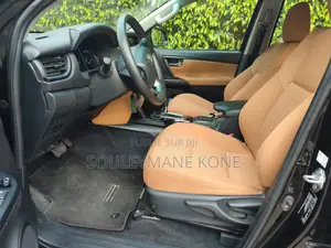 Toyota Fortuner 2024 Noir