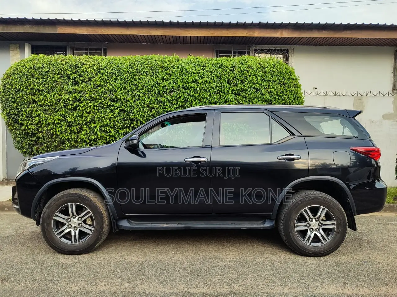 Toyota Fortuner 2024 Noir
