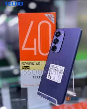 Nouveau Tecno Spark 40 Pro+ 256 GB Autre