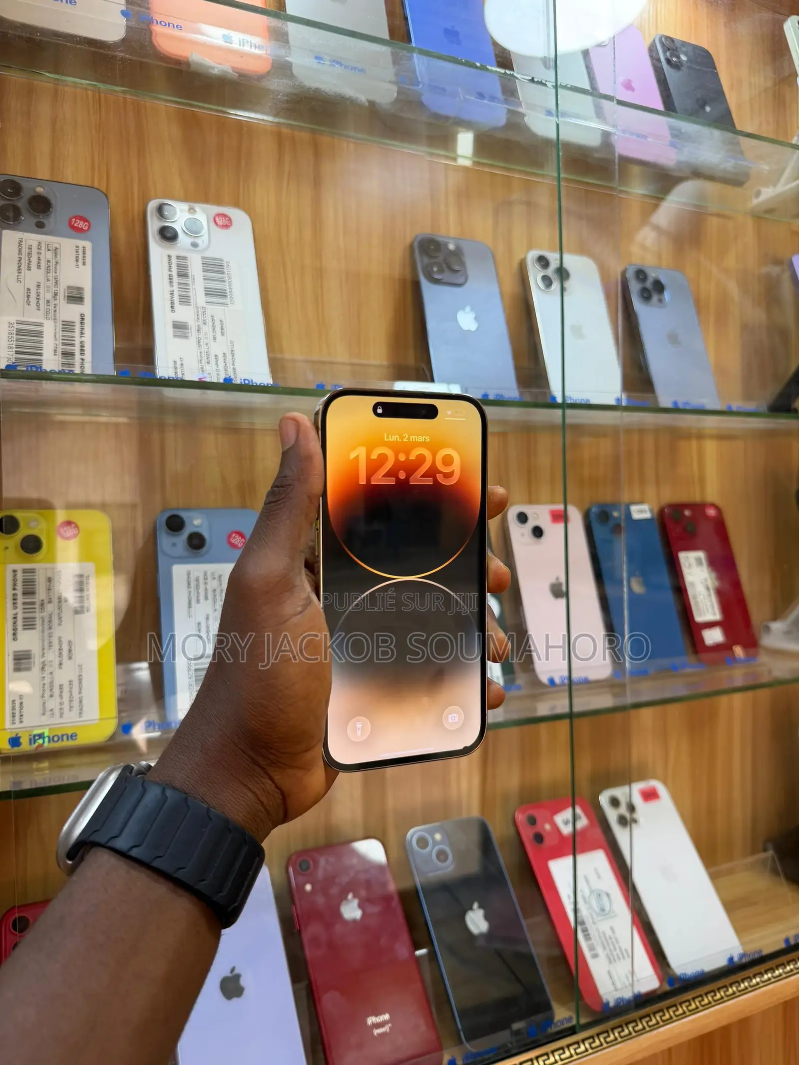 Nouveau Apple iPhone 14 Pro 128 GB Doré