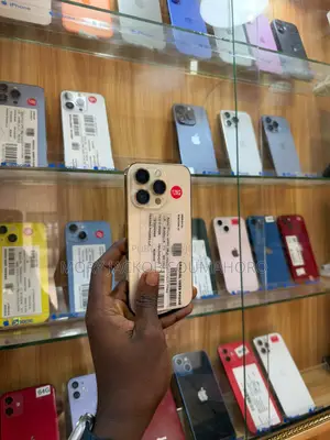 Nouveau Apple iPhone 14 Pro 128 GB Doré