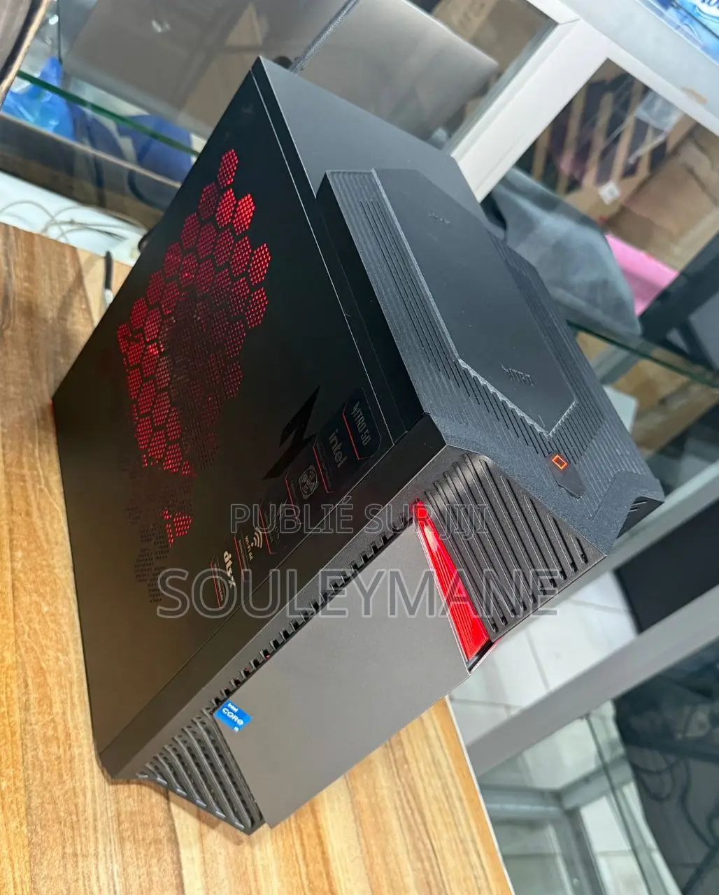 Nouveau Ordinateur de bureau Acer NITRO 50 16GB Intel Core i5 SSD 512GB