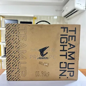 Nouveau Ordinateur portable Gigabyte Aorus 16GB Intel Core i7 SSD 1T