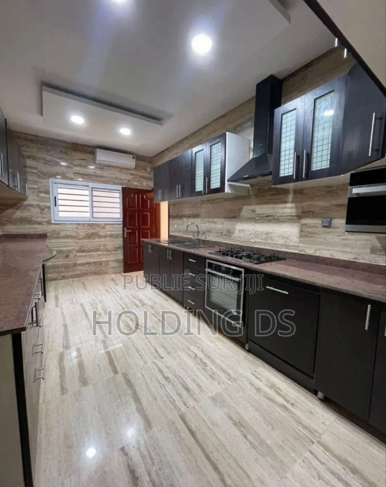 Furnished 5chbre Duplex dans Location Immobilière, Cocody à Louer