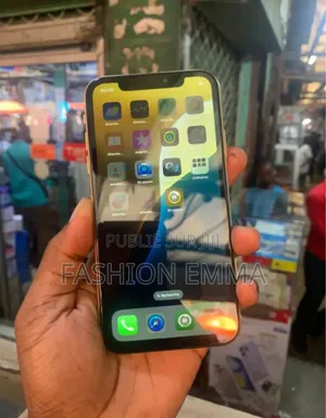 Nouveau Apple iPhone XR 128 GB Jaune