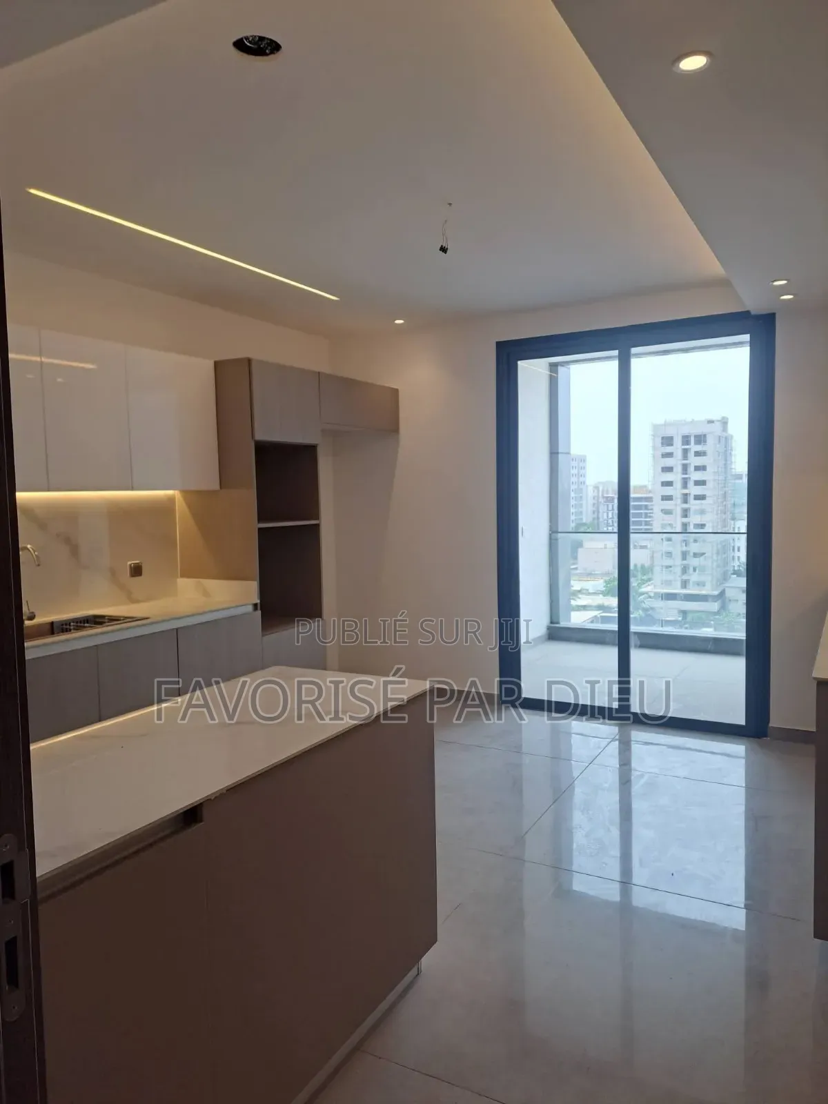 3chbre Appartement dans Marcory à Louer