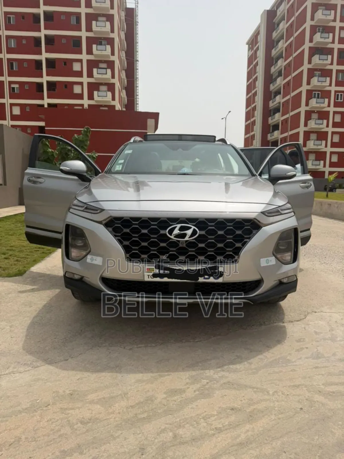Hyundai Santa Fe Limited 2022 Beige