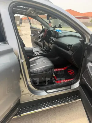 Hyundai Santa Fe Limited 2022 Beige