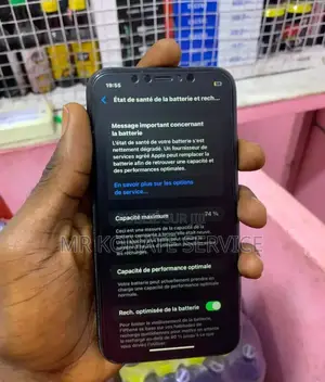 Nouveau Apple iPhone XR 64 GB Noir