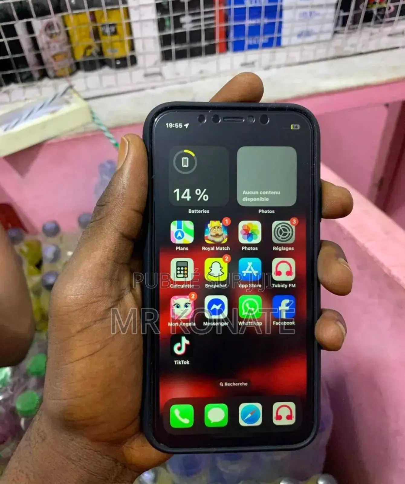 Nouveau Apple iPhone XR 64 GB Noir