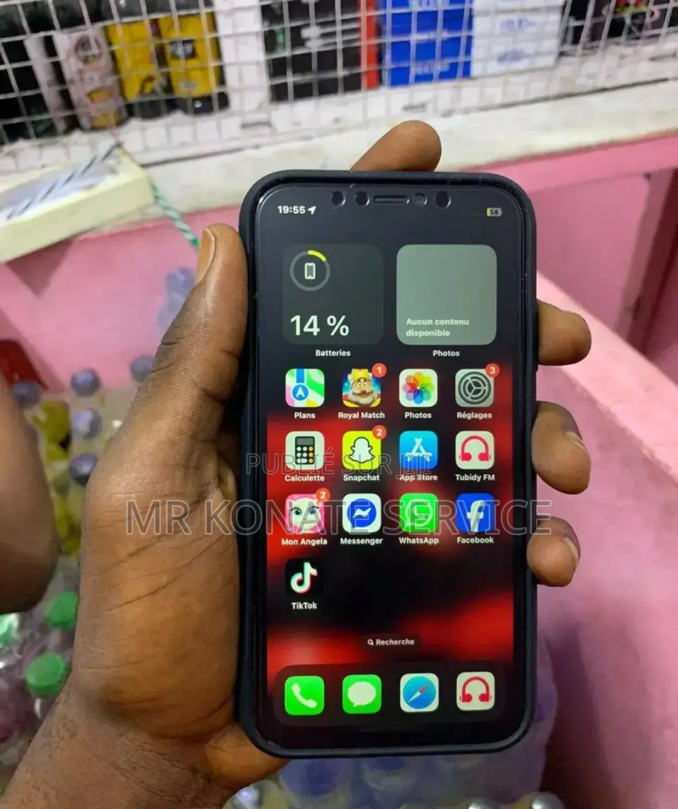 Nouveau Apple iPhone XR 64 GB Noir