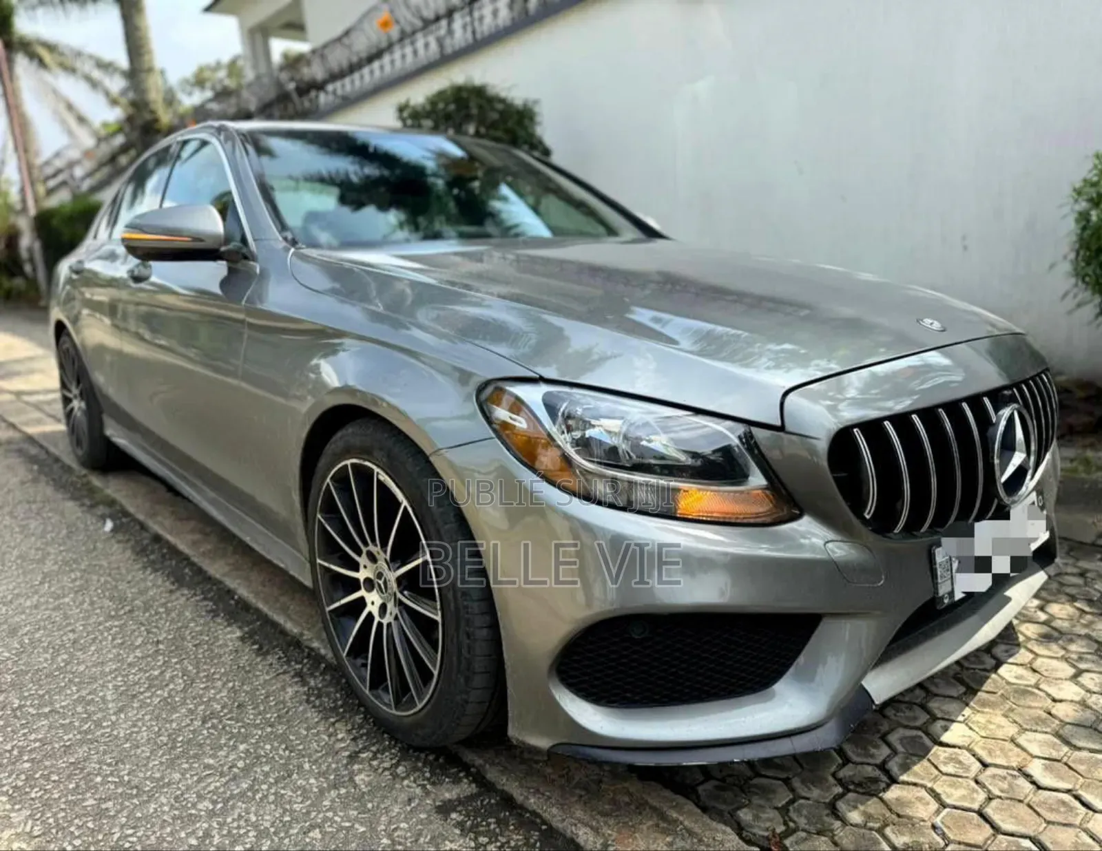 Mercedes-Benz C300 Base 4Matic Sedan AWD (2.0L 4cyl 7A) 2017 Beige