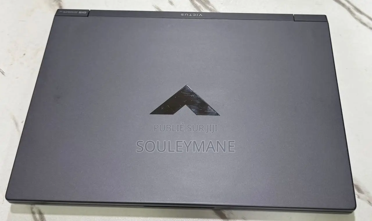 Ordinateur portable HP Victus 15 16GB Intel Core i7 SSD 512GB