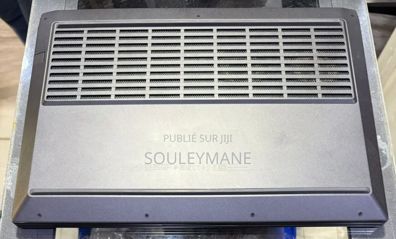 Nouveau Ordinateur portable HP Victus 15 16GB Intel Core i7 SSD 512GB