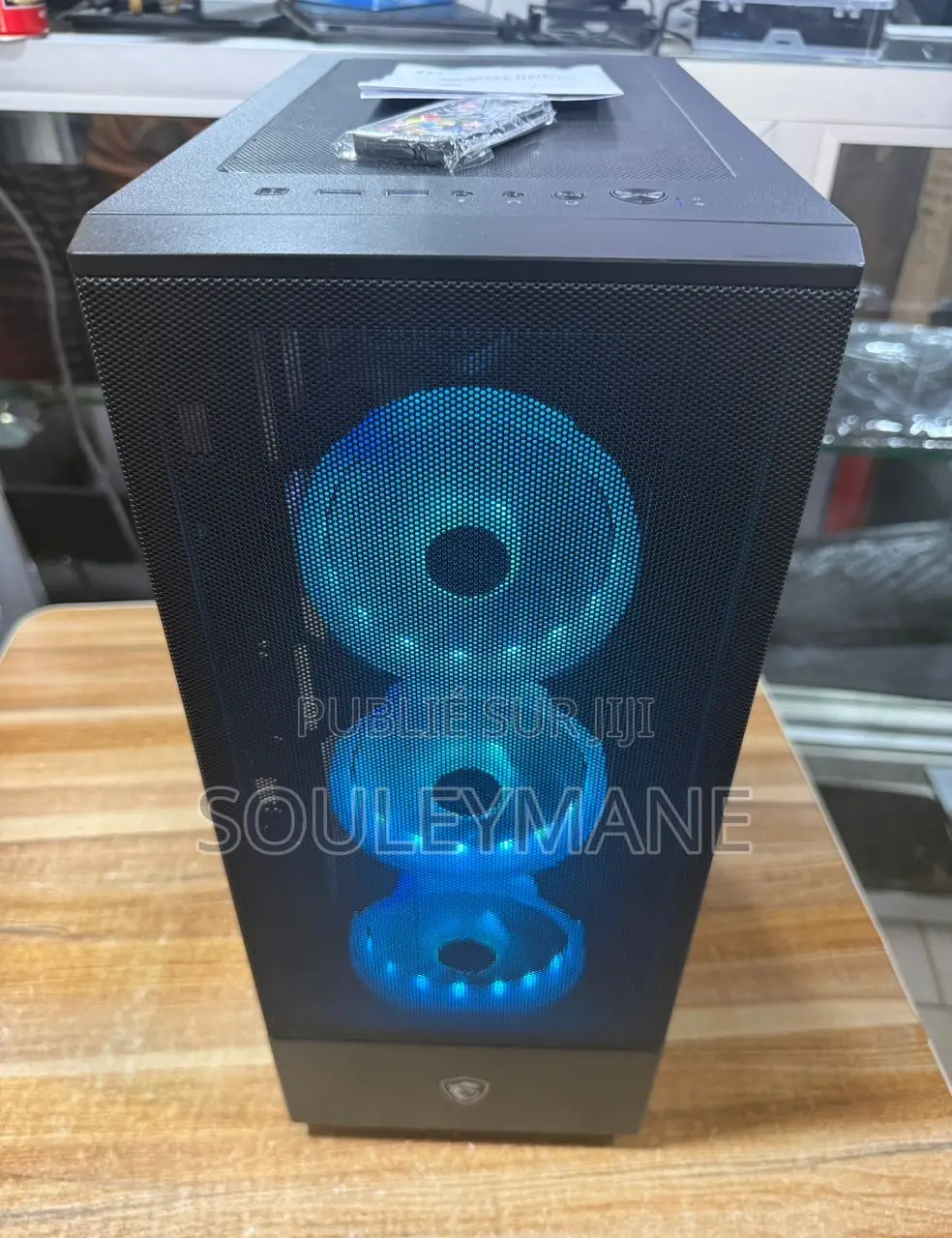 Nouveau Asus ROG STRIX GD30CI 16GB AMD Ryzen 7 SSD 1T