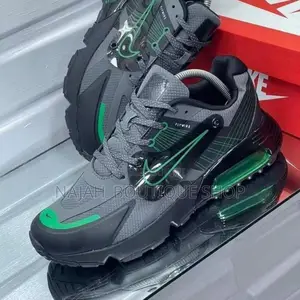 Nike Air Max Flywire