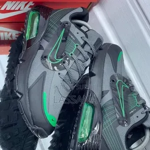 Nike Air Max Flywire