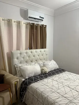 Furnished 1chbre Appartement dans Mt Service Location, Cocody à Louer