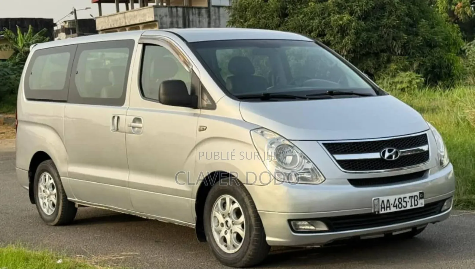 Hyundai Starex 2018 Argenté