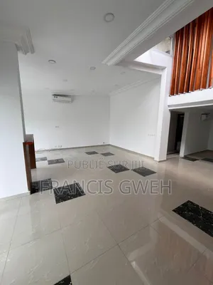 3chbre Appartement dans Francis Gweh, Cocody à Louer