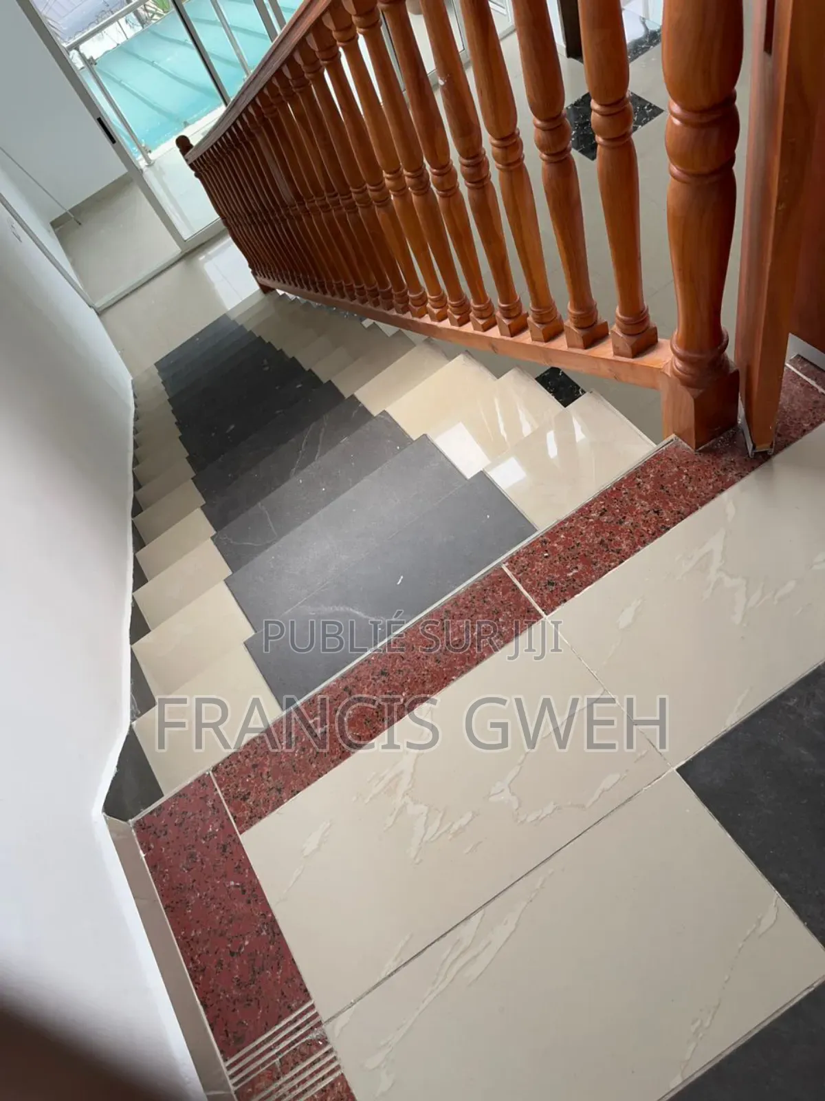 3chbre Appartement dans Francis Gweh, Cocody à Louer