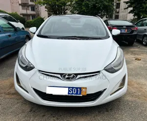 Hyundai Avante 2015 Blanc