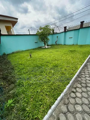 18chbre Duplex dans Francis Gweh, Cocody à Vendre