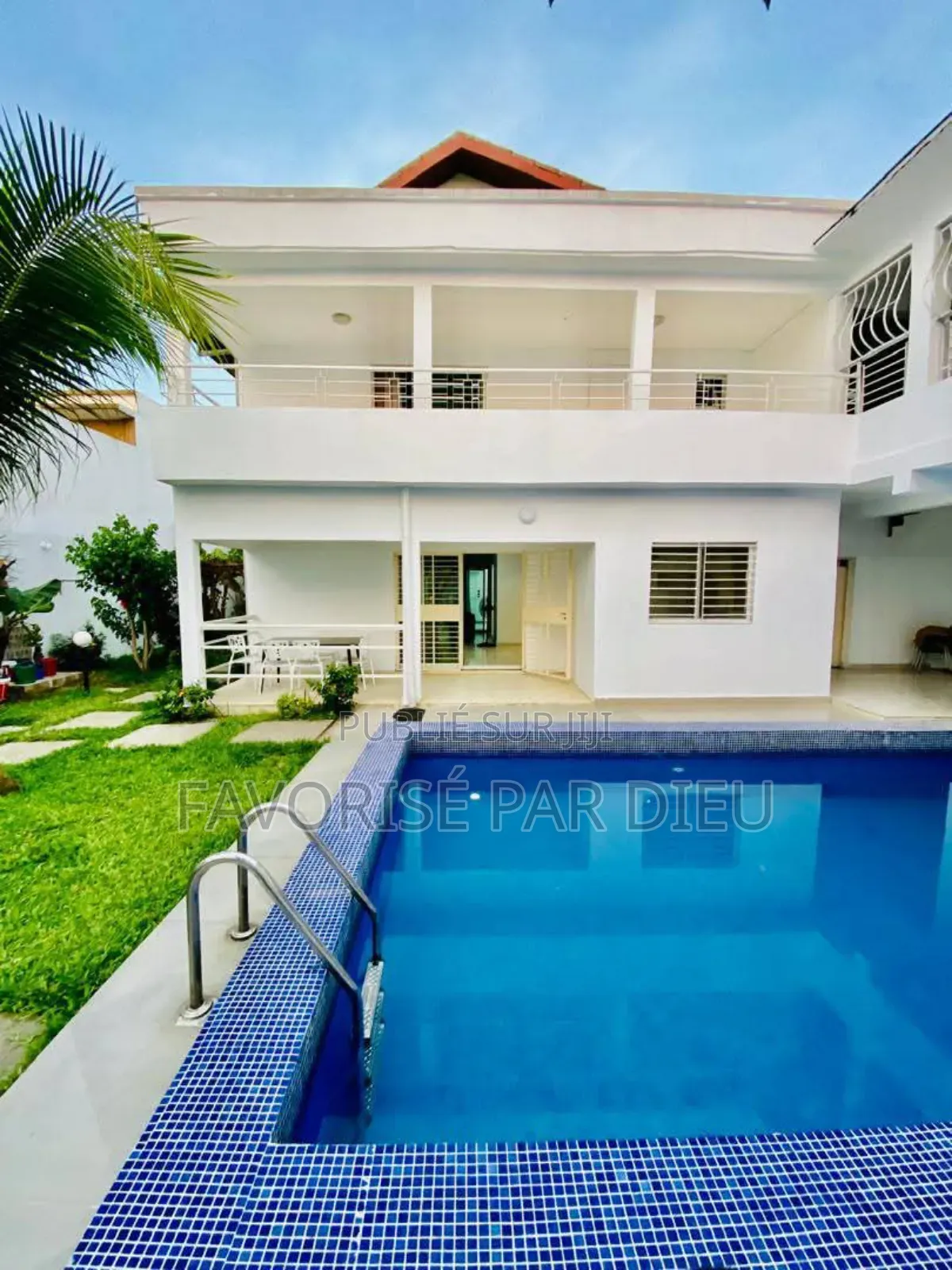 Furnished 5chbre Duplex dans Cocody à Louer