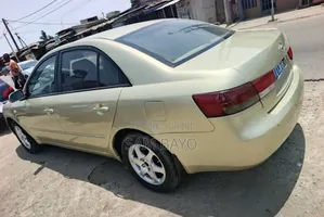 Hyundai Sonata 2006 Beige
