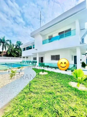 7chbre Duplex dans Francis Gweh, Cocody à Louer