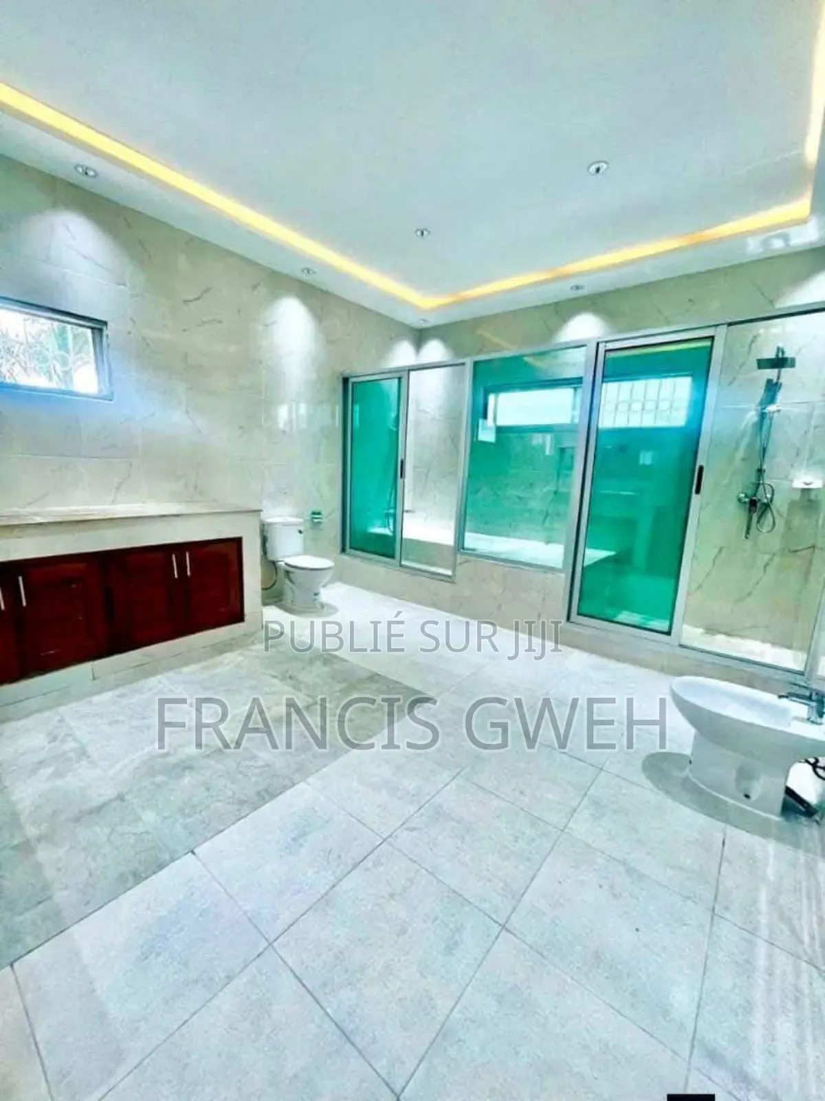 7chbre Duplex dans Francis Gweh, Cocody à Louer