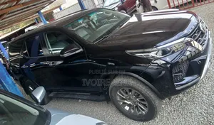 Toyota Fortuner 2023 Noir