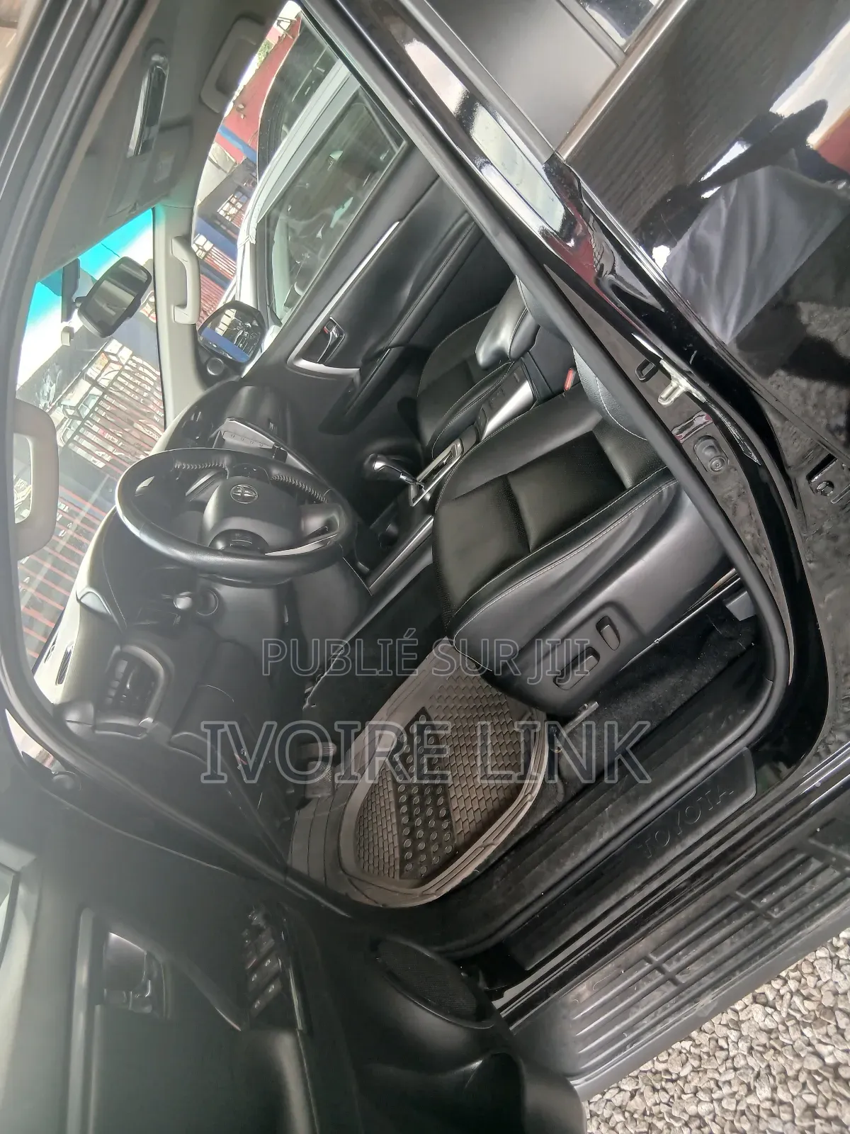 Toyota Fortuner 2023 Noir