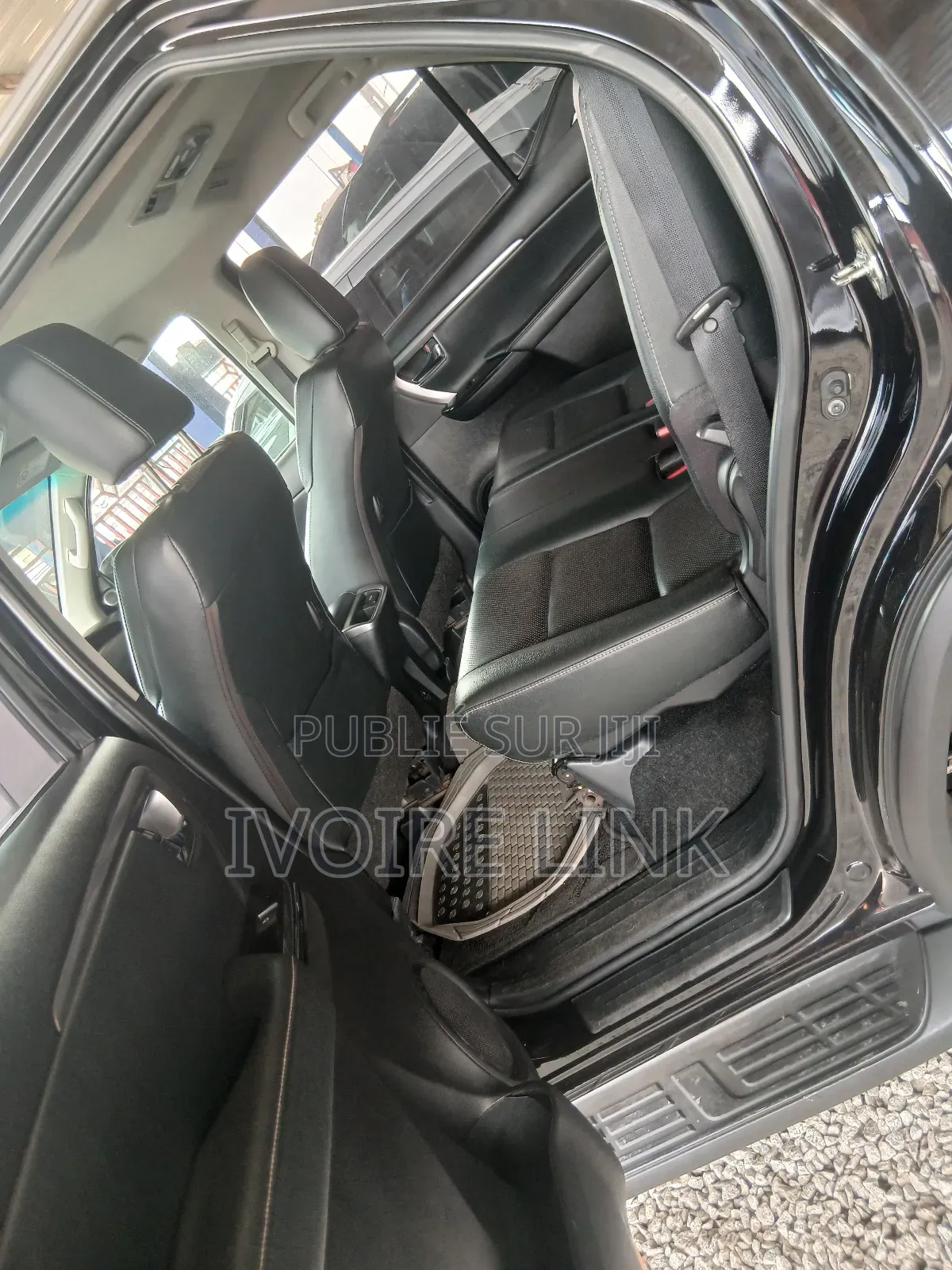 Toyota Fortuner 2023 Noir