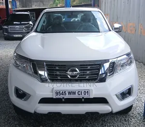 Nouveau Nissan Navara 2025 Blanc