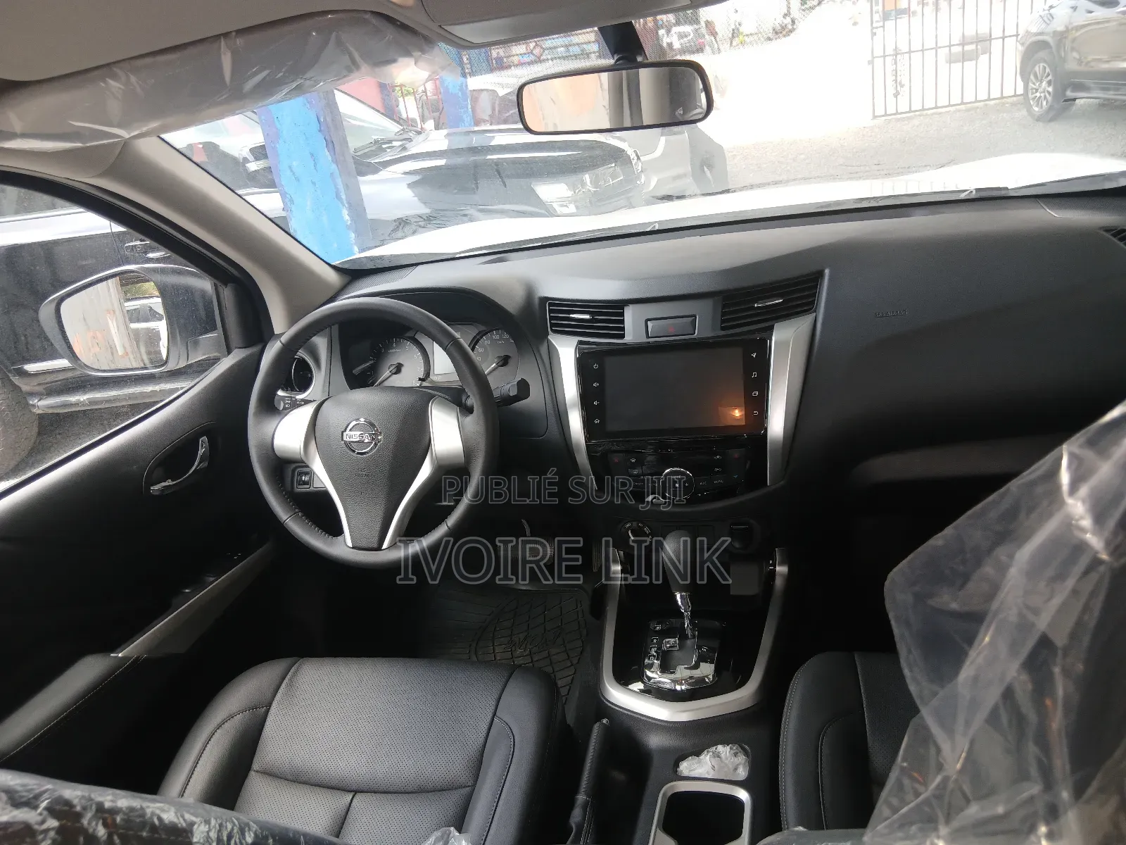 Nouveau Nissan Navara 2025 Blanc