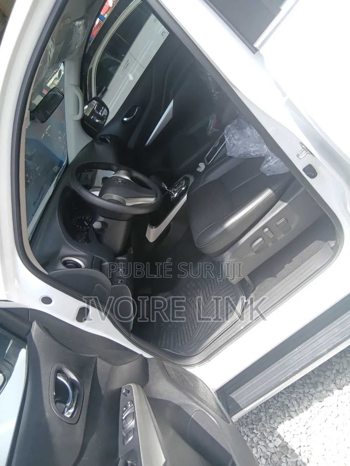 Nouveau Nissan Navara 2025 Blanc