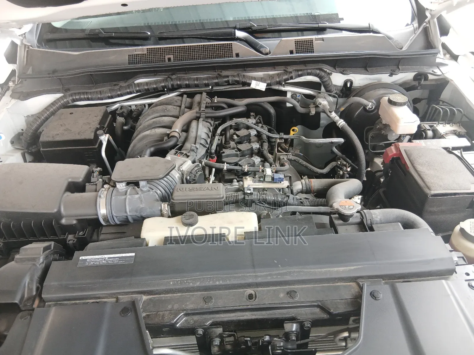 Nouveau Nissan Navara 2025 Blanc