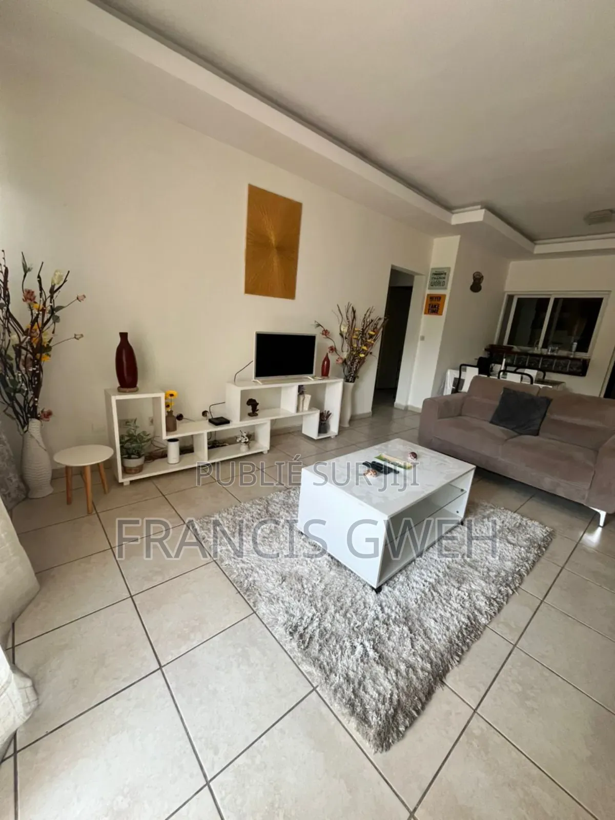 2chbre Appartement dans Francis Gweh, Cocody à Louer
